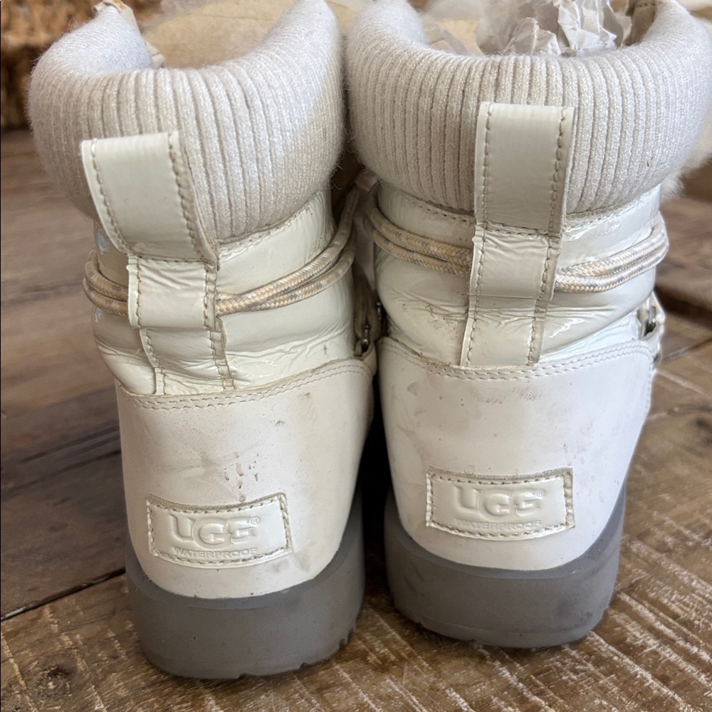 Ugg Boots - image 4